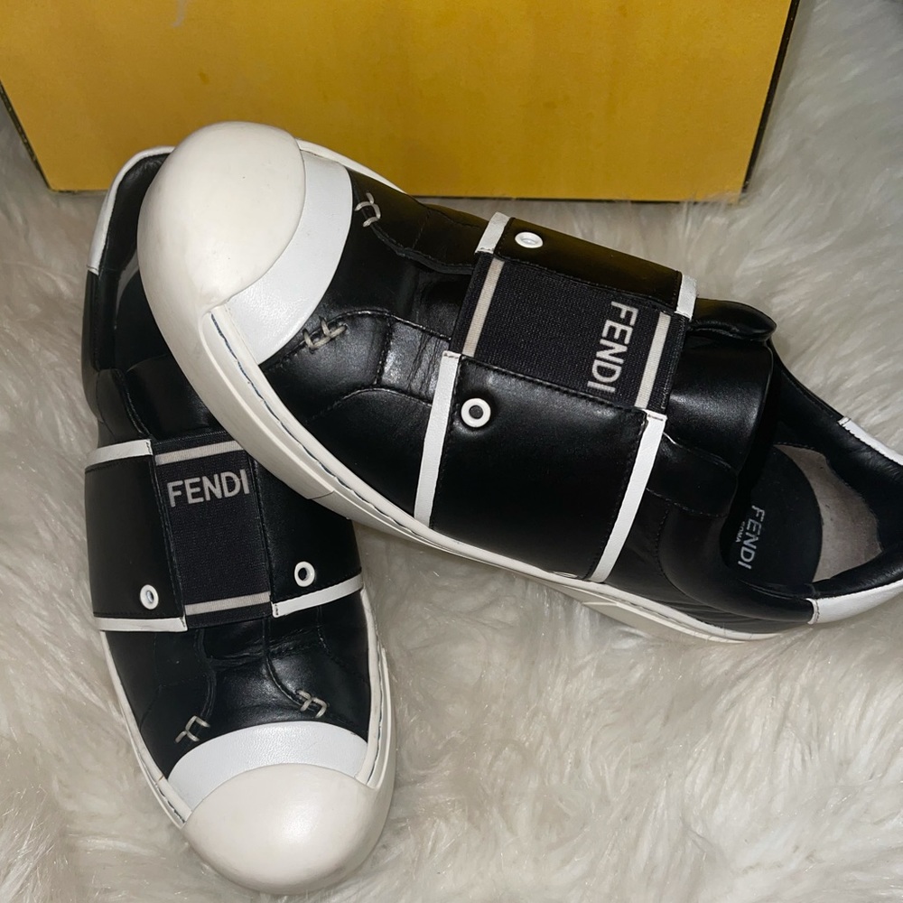 AUTHENTIC FENDI SNEAKERS